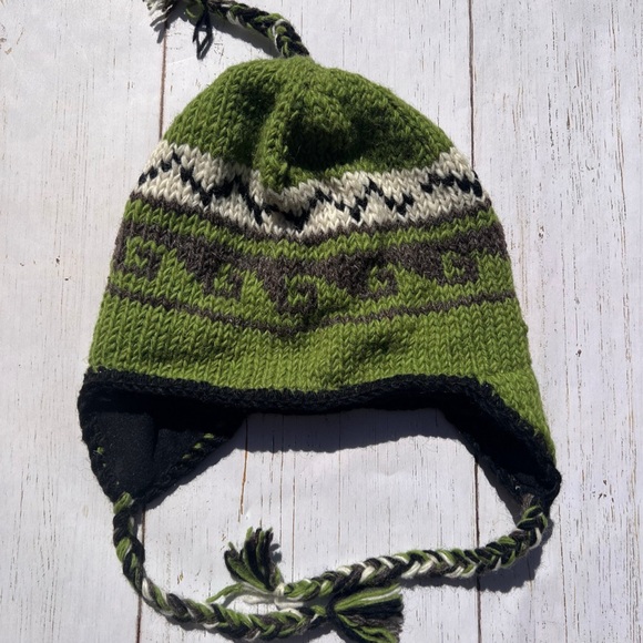 Hand Knitted Wool Beanie with Fleece Lining - Picture 7 of 8